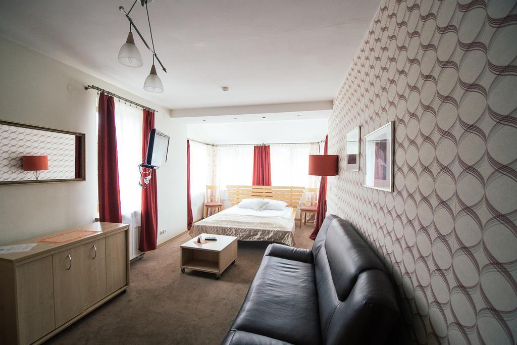 Sveciu Namai Linges Hotel Nemėžis Eksteriør billede