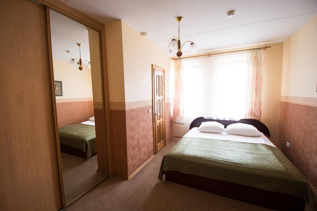 Sveciu Namai Linges Hotel Nemėžis Eksteriør billede